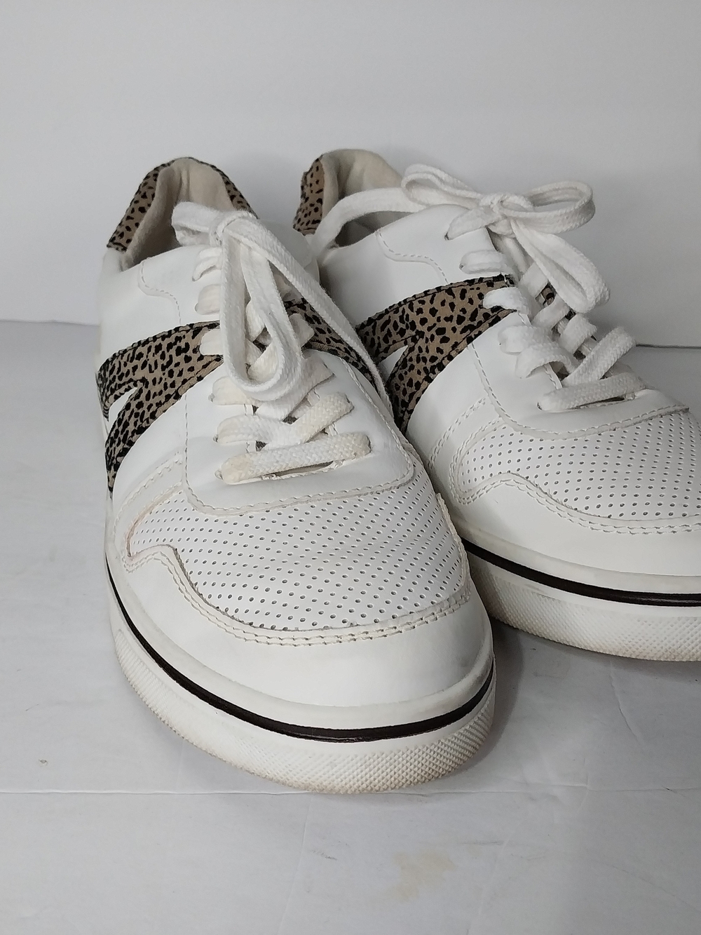 MIA White Leather Sneakers with Leopard Accent Size 8M